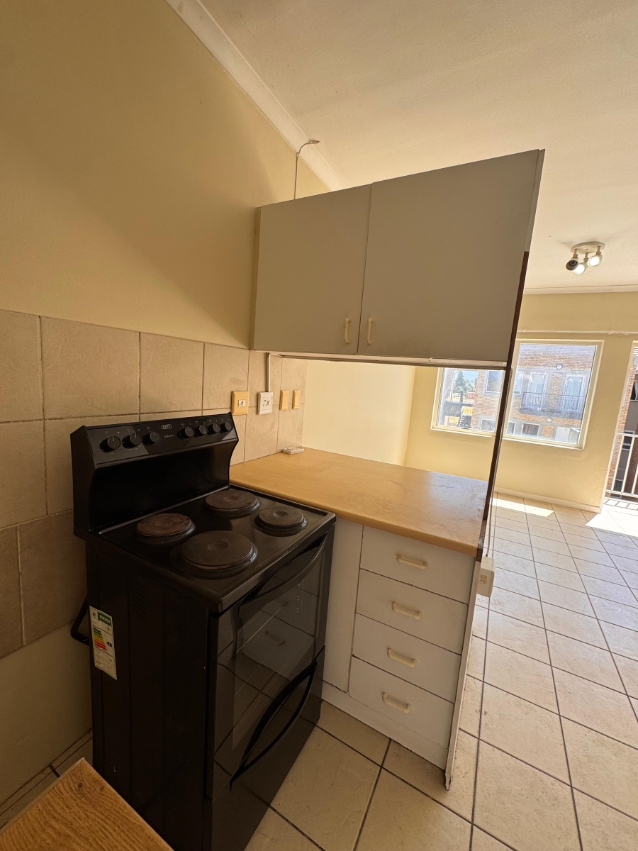 To Let 2 Bedroom Property for Rent in Strand Central Western Cape